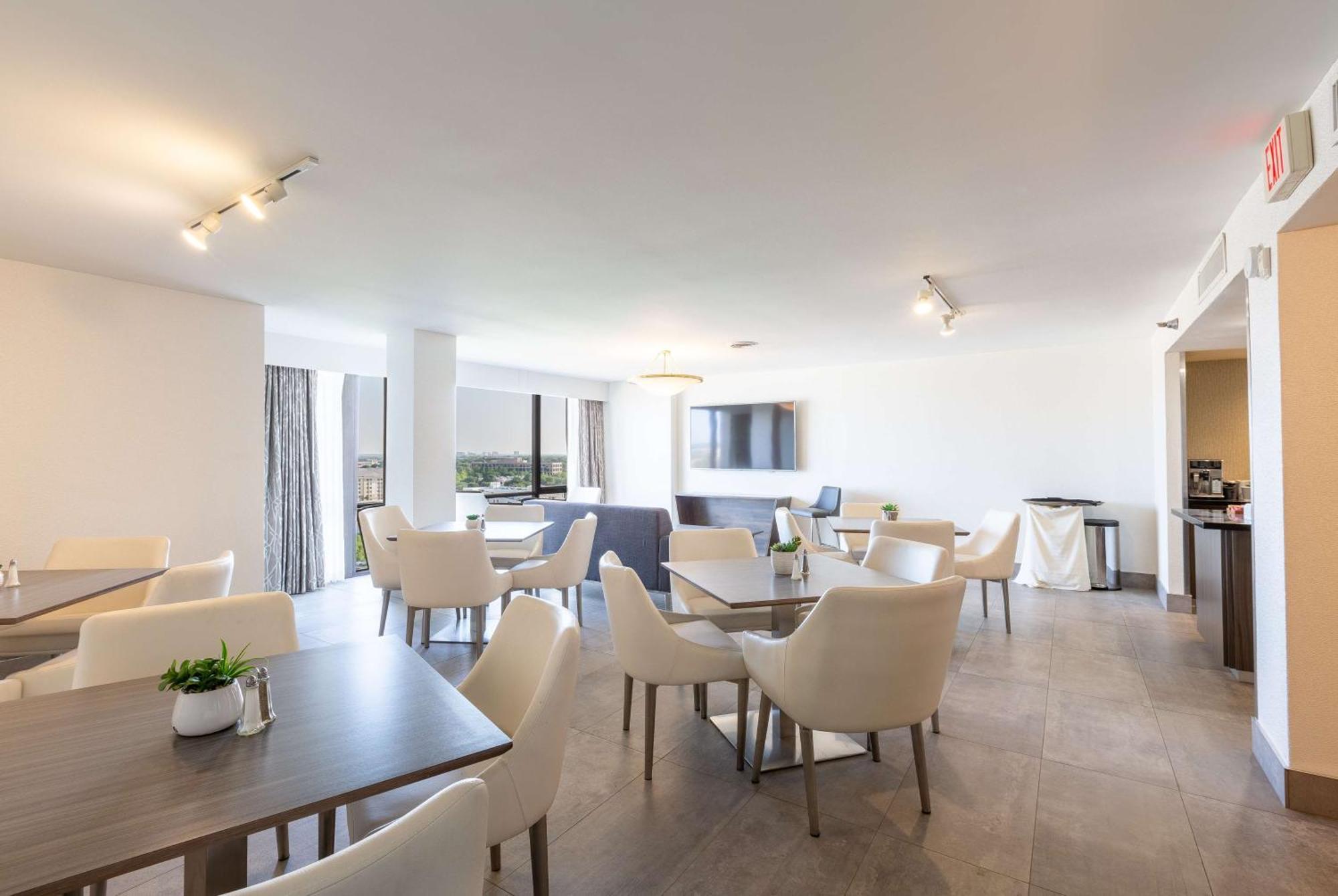 Doubletree By Hilton Dallas/Richardson Buitenkant foto