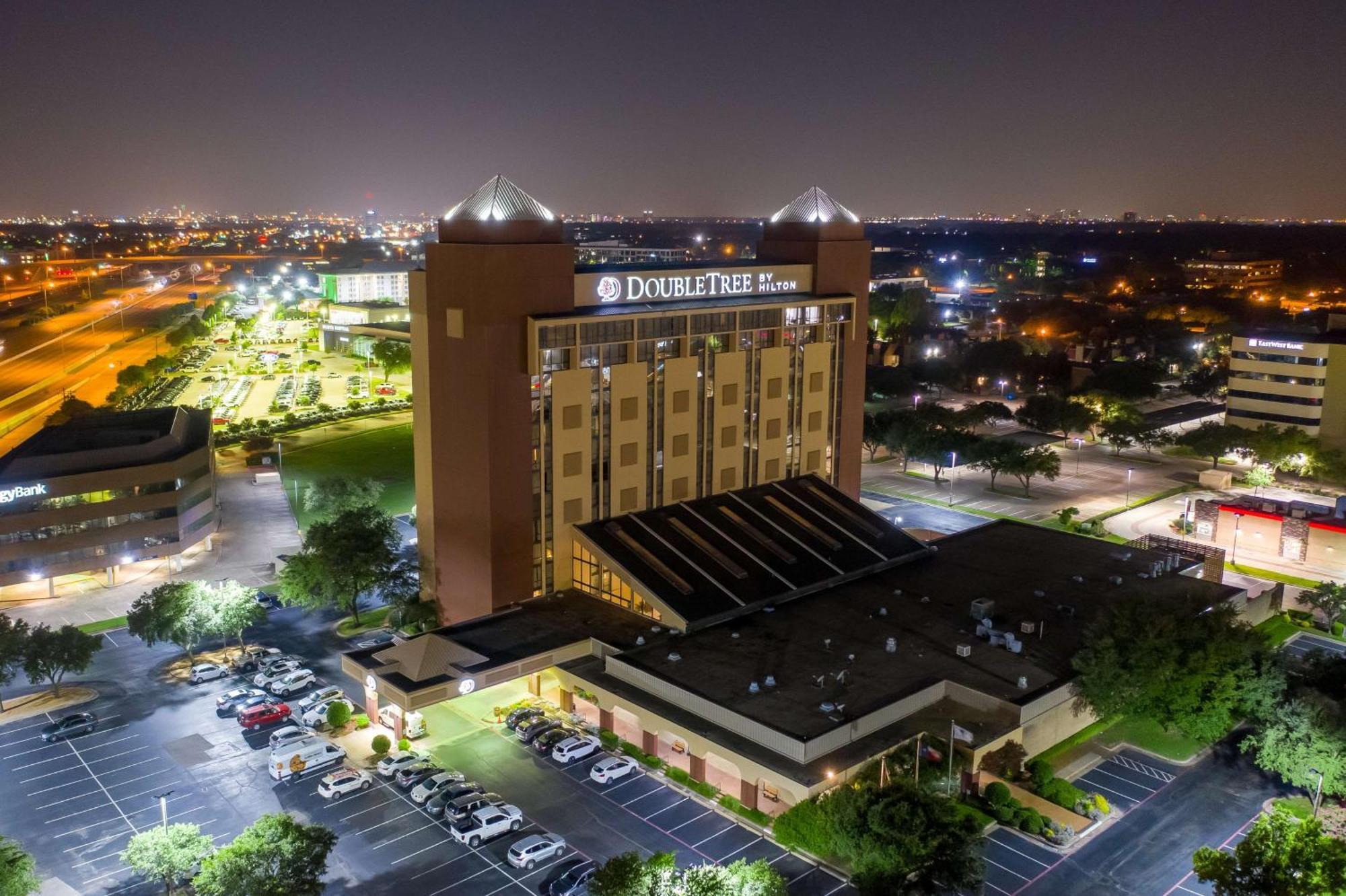 Doubletree By Hilton Dallas/Richardson Buitenkant foto